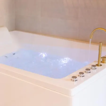 Luxury Suite - Jacuzzi Et Sauna Arpajon Exterior photo
