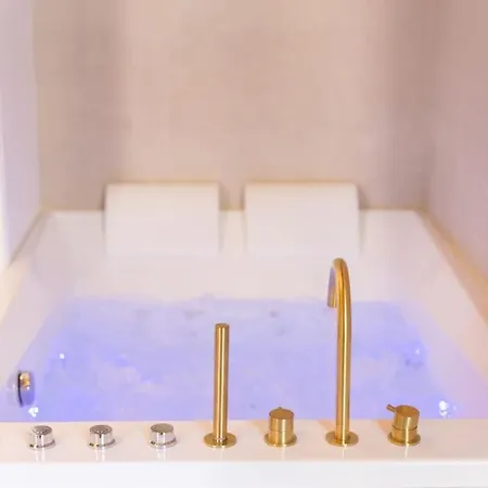 Luxury Suite - Jacuzzi Et Sauna Arpajon Exterior photo