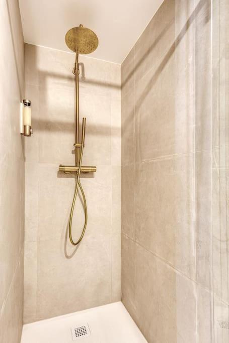 Luxury - Jacuzzi Et Sauna